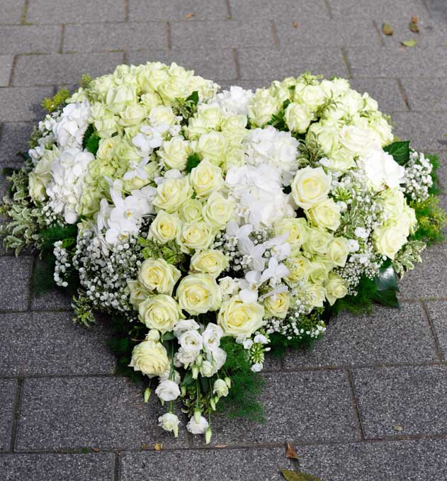 Offrir des fleurs pour Enterrement
